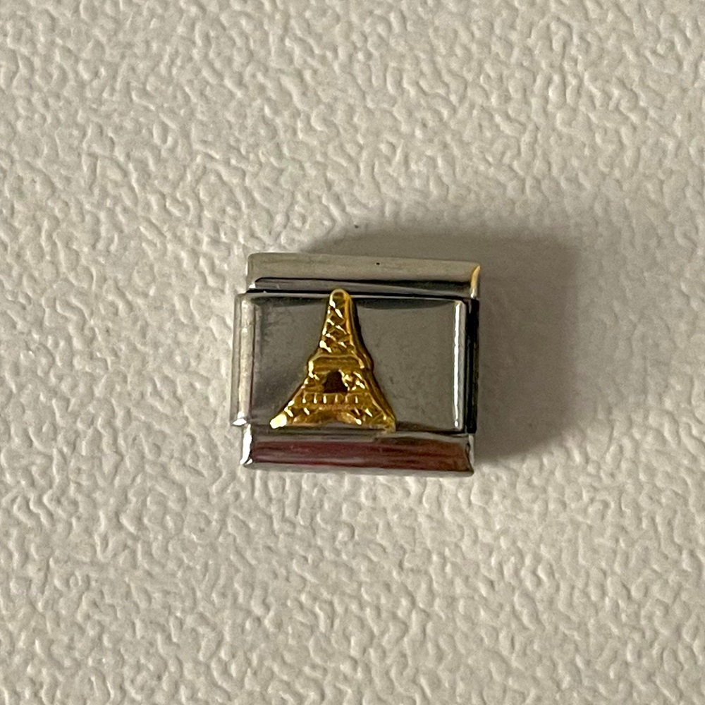 Nomination bracelet charm - Eiffel Tower in gold